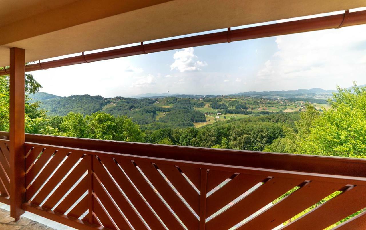 Planinca -Hisa Z Razgledom Apartment Smarje pri Jelsah Exterior foto